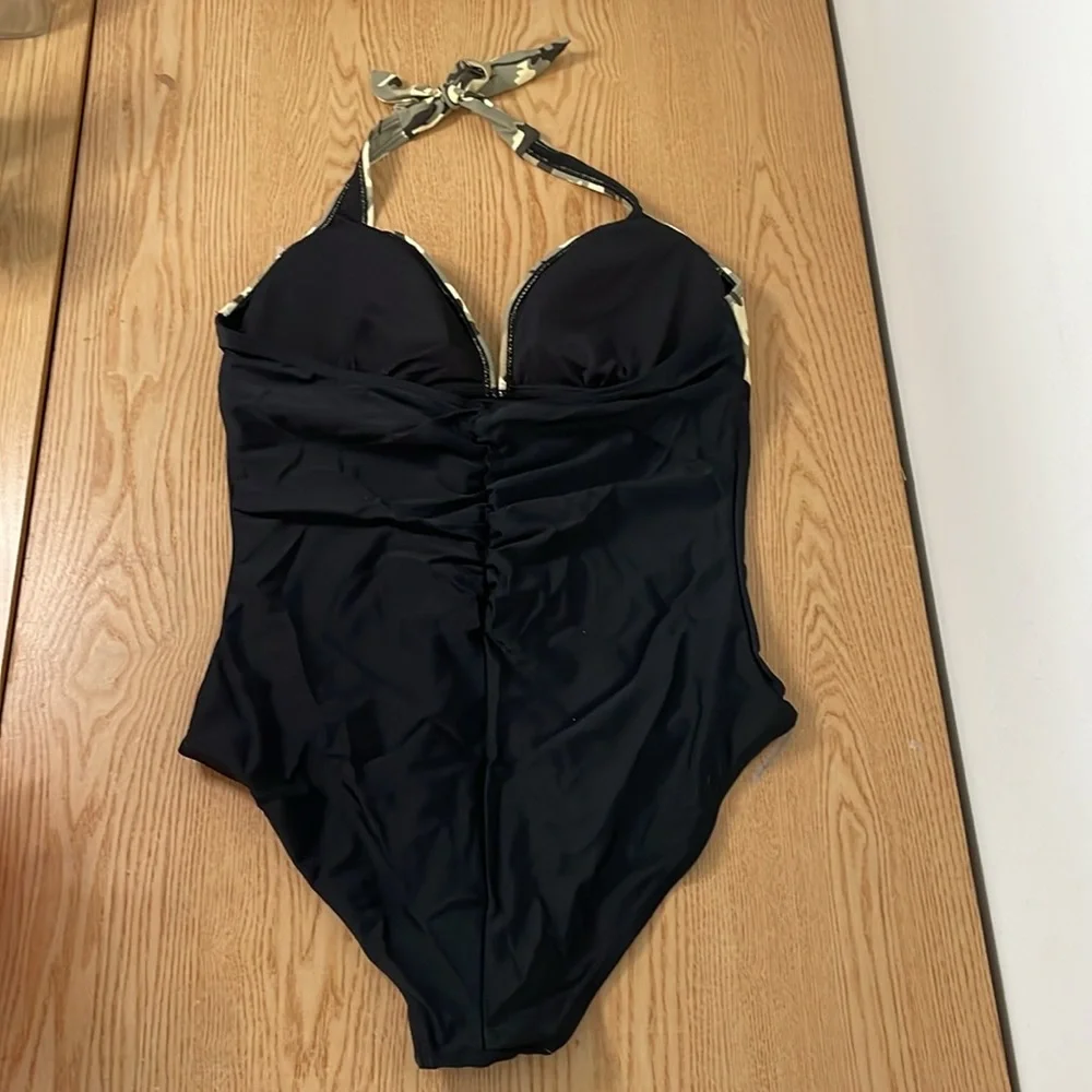 New win 1pc Halter Camo Print Black Swimsuit size Large